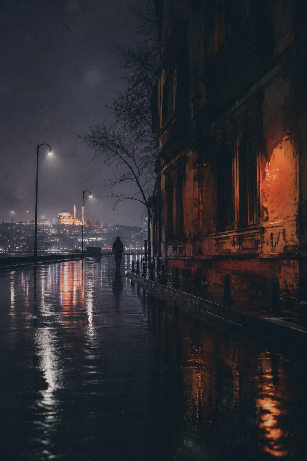 Demo Fanzin: Şehrin Kenar Notları